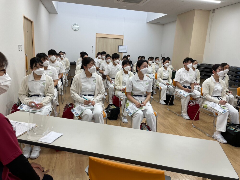 桑名看護専門学校の実習受入をしました│長島中央病院│佐藤病院